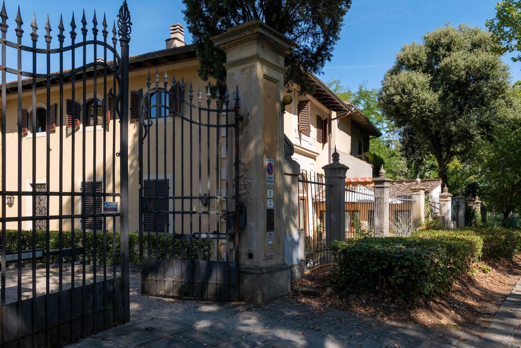 Machiavelli Apartment By Firenze Prestige Florença Exterior foto